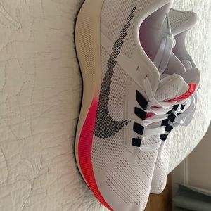 Nike zoom Pegasus 9.5